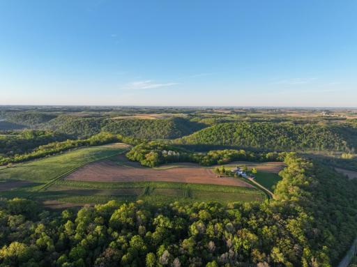 19807 Balentine Road, Caledonia, MN 55921