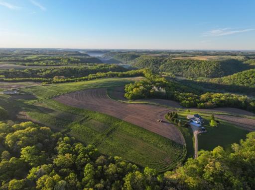 19807 Balentine Road, Caledonia, MN 55921