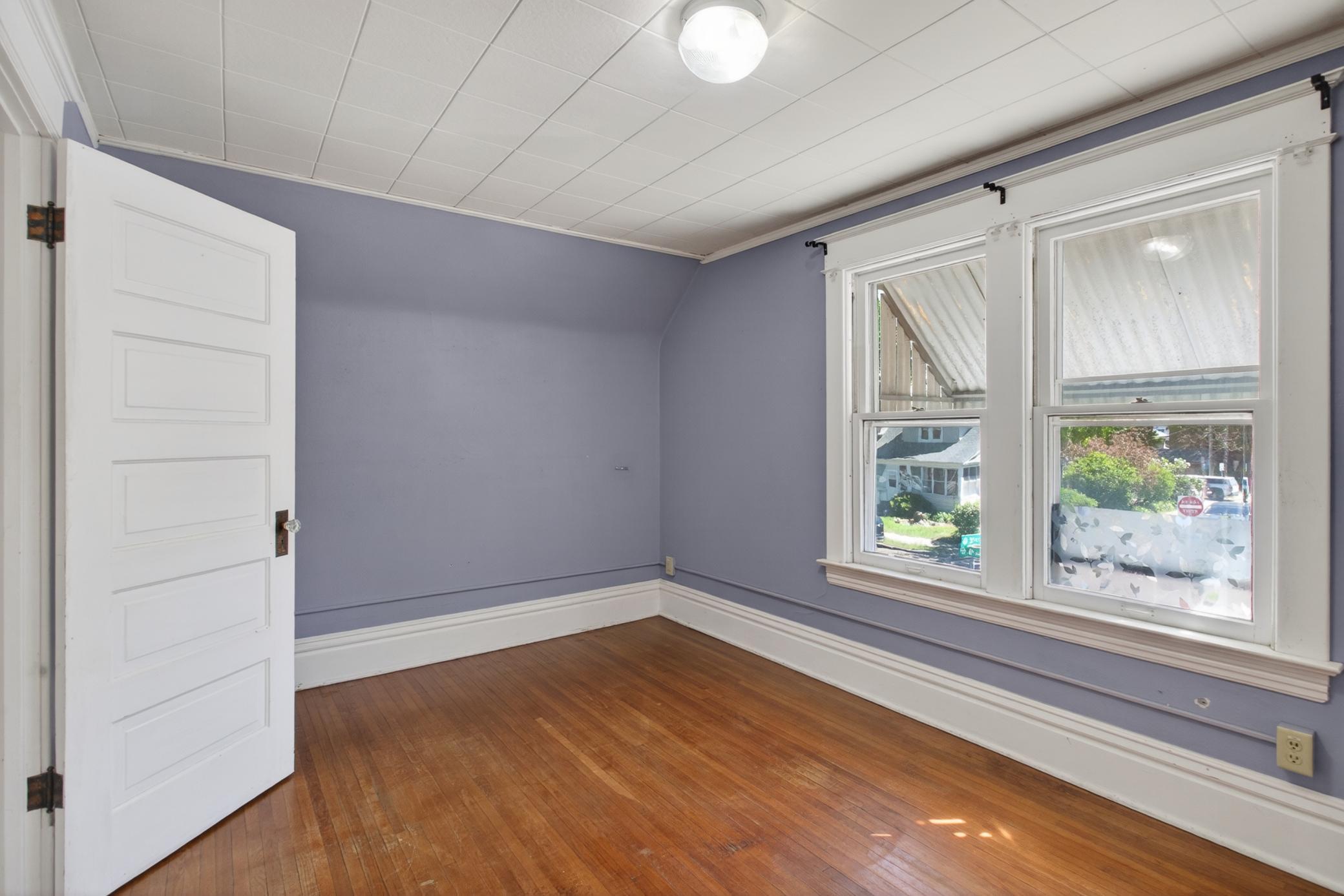 Upstairs Bedroom #1
