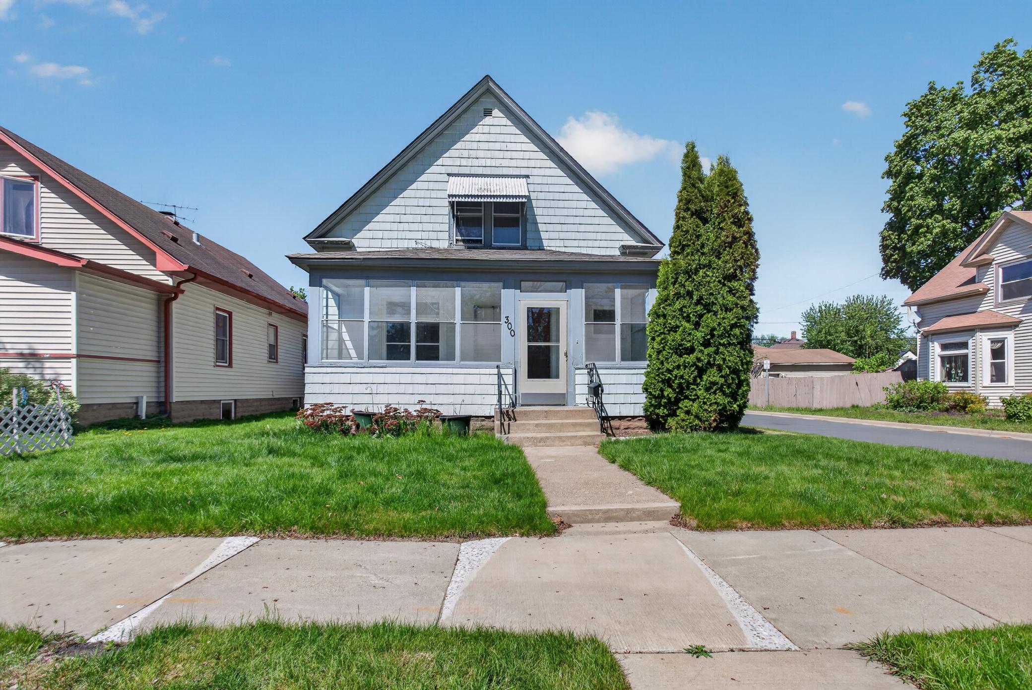 Corner homesite in South St. Paul