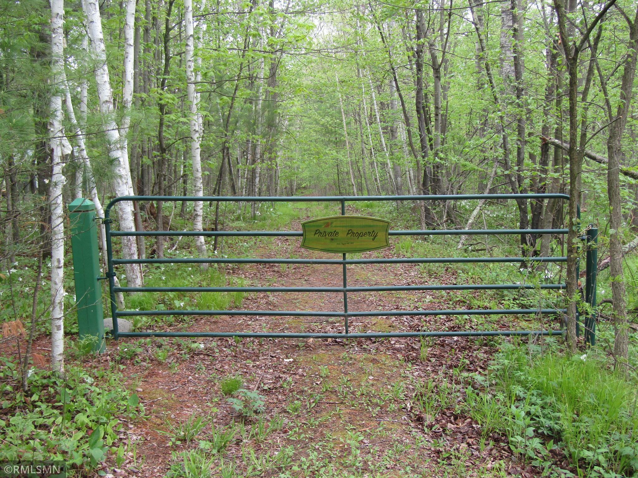 Additional Deeded Snake River Access right up the road.