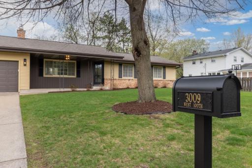 3009 W 100th Street, Minneapolis, MN 55431