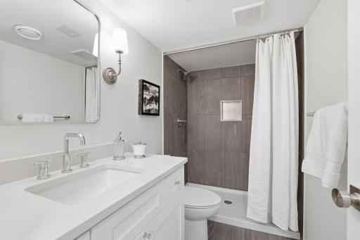 3009 W 100th Street, Minneapolis, MN 55431