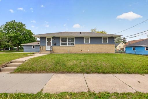 3 bed 2 bath home for sale 1317 11th Ave SE Rochester MN 55904