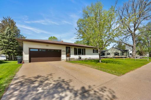 408 4th Street SW, Little Falls, MN 56345
