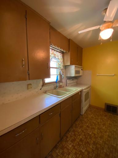 2021 Tower Road, Albert Lea, MN 56007