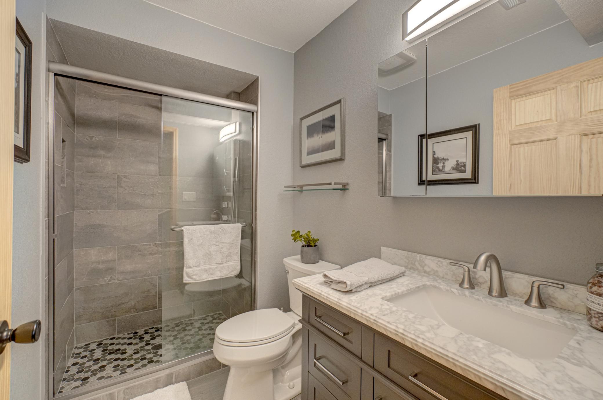 897 217th St-55.jpg