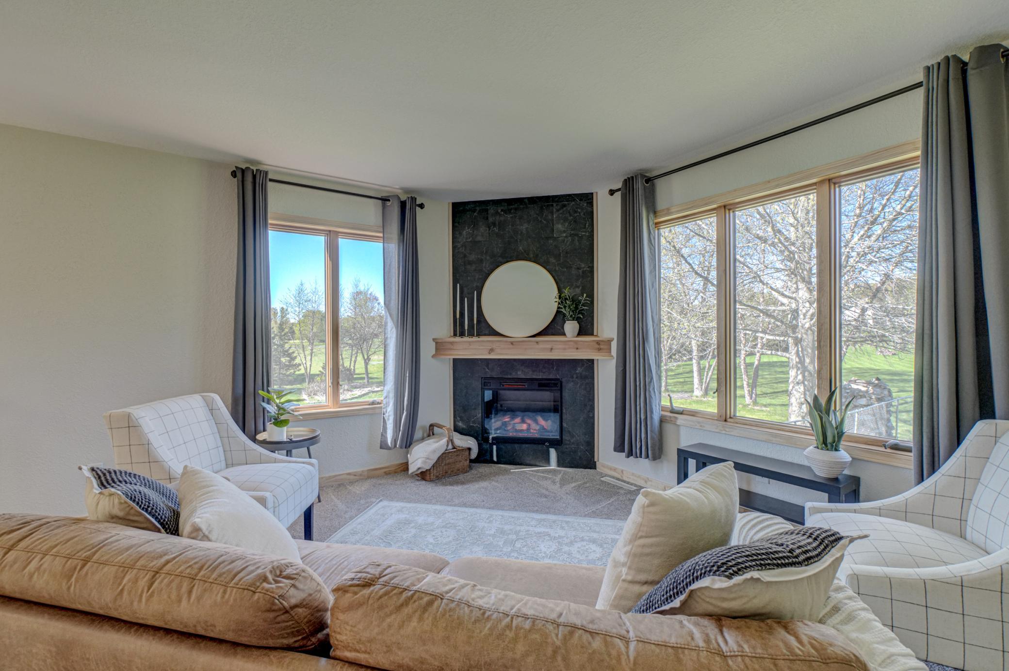 897 217th St-34.jpg