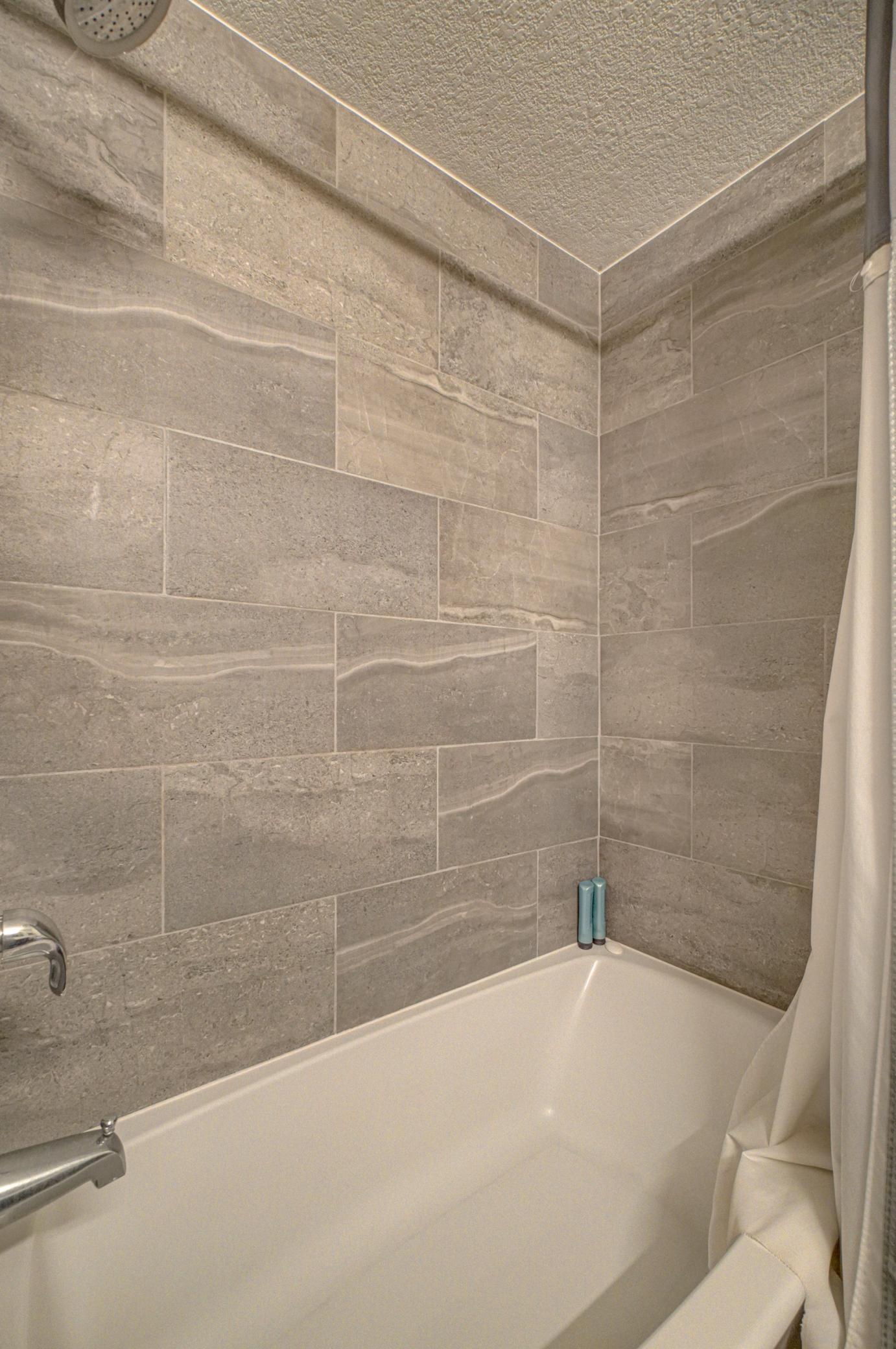 897 217th St-49.jpg