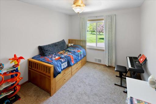 14727 94th Place N, Maple Grove, MN 55369