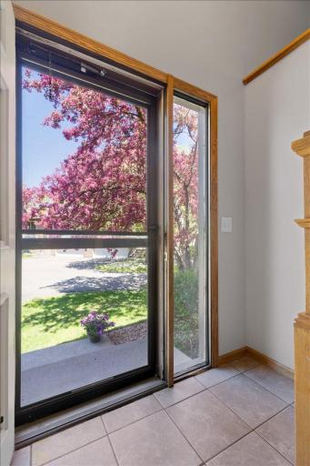 14727 94th Place N, Maple Grove, MN 55369