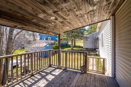 1540 N 7th Avenue E, Duluth, MN 55805