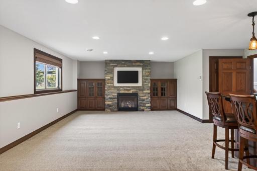 12686 NE 96th Street NE, Elk River, MN 55330
