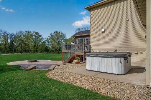 12686 NE 96th Street NE, Elk River, MN 55330