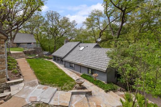 10300 Riverview Road, Eden Prairie, MN 55347