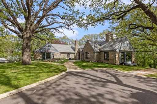 10300 Riverview Road, Eden Prairie, MN 55347