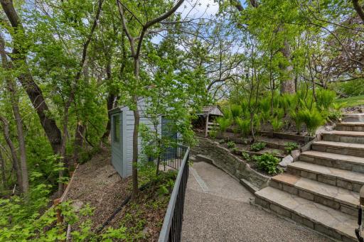 10300 Riverview Road, Eden Prairie, MN 55347