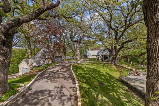 10300 Riverview Road, Eden Prairie, MN 55347