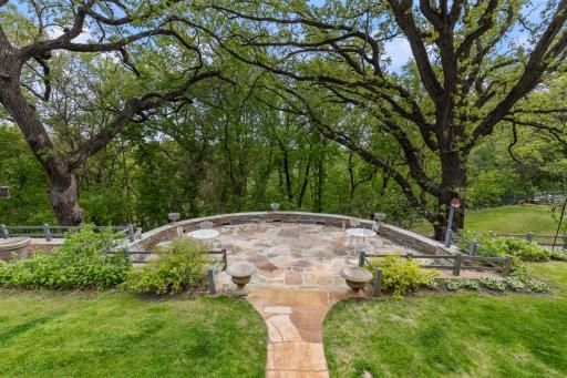 10300 Riverview Road, Eden Prairie, MN 55347