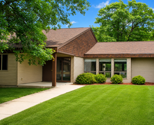 104 Edgewood Street, 13, New York Mills, MN 56567