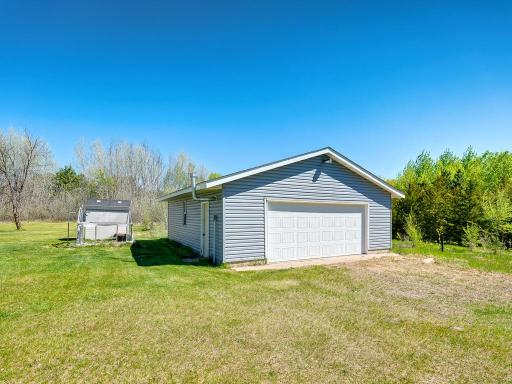 2695 196th Avenue NE, Cedar, MN 55011
