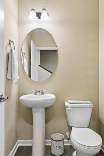 708 Rockburn Road, Chanhassen, MN 55317