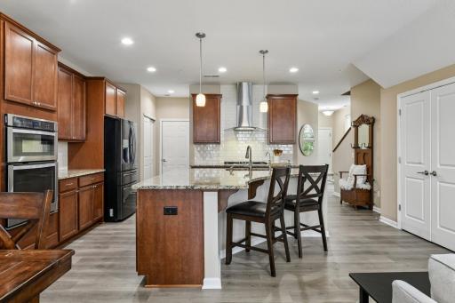 708 Rockburn Road, Chanhassen, MN 55317