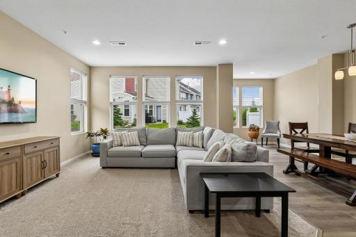 708 Rockburn Road, Chanhassen, MN 55317
