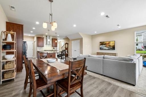 708 Rockburn Road, Chanhassen, MN 55317