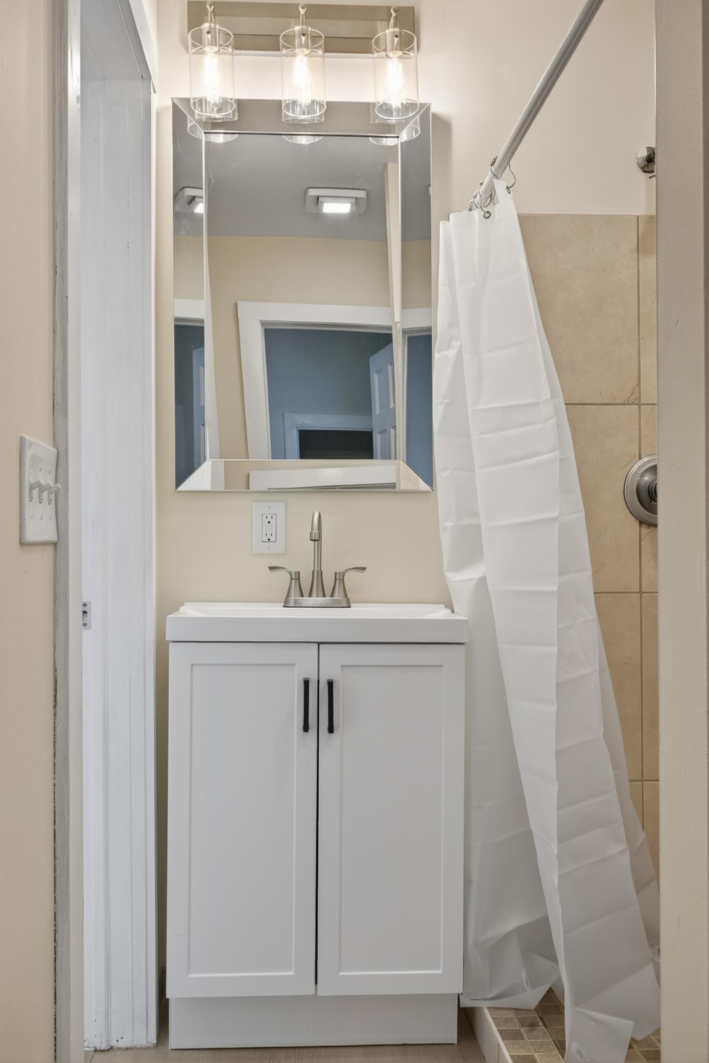Main Floor Bathroom