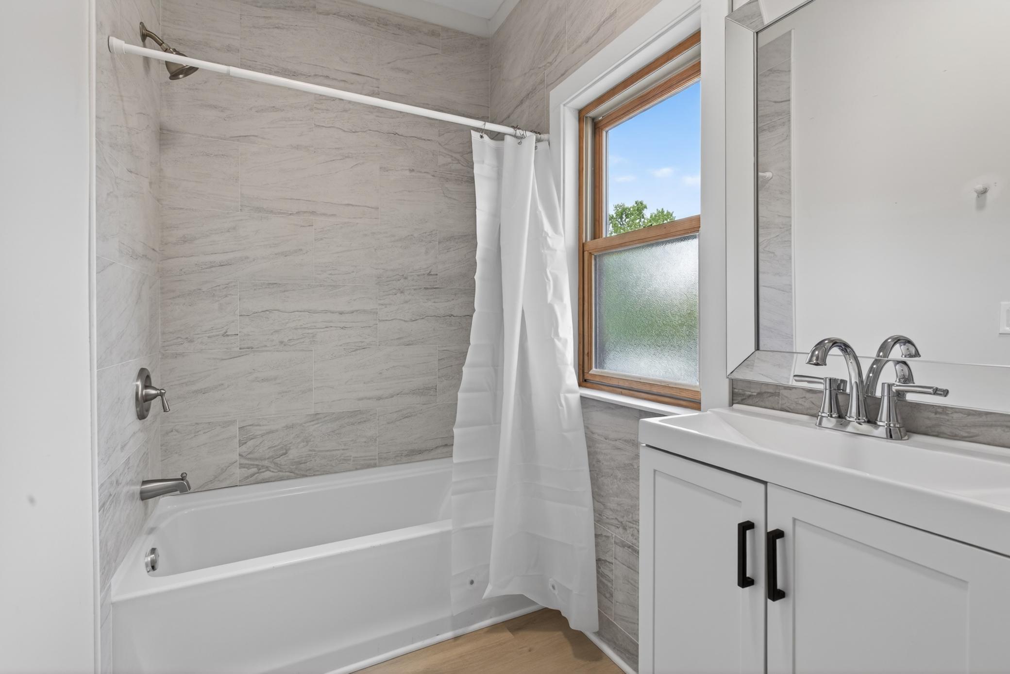 Upper Level Bathroom