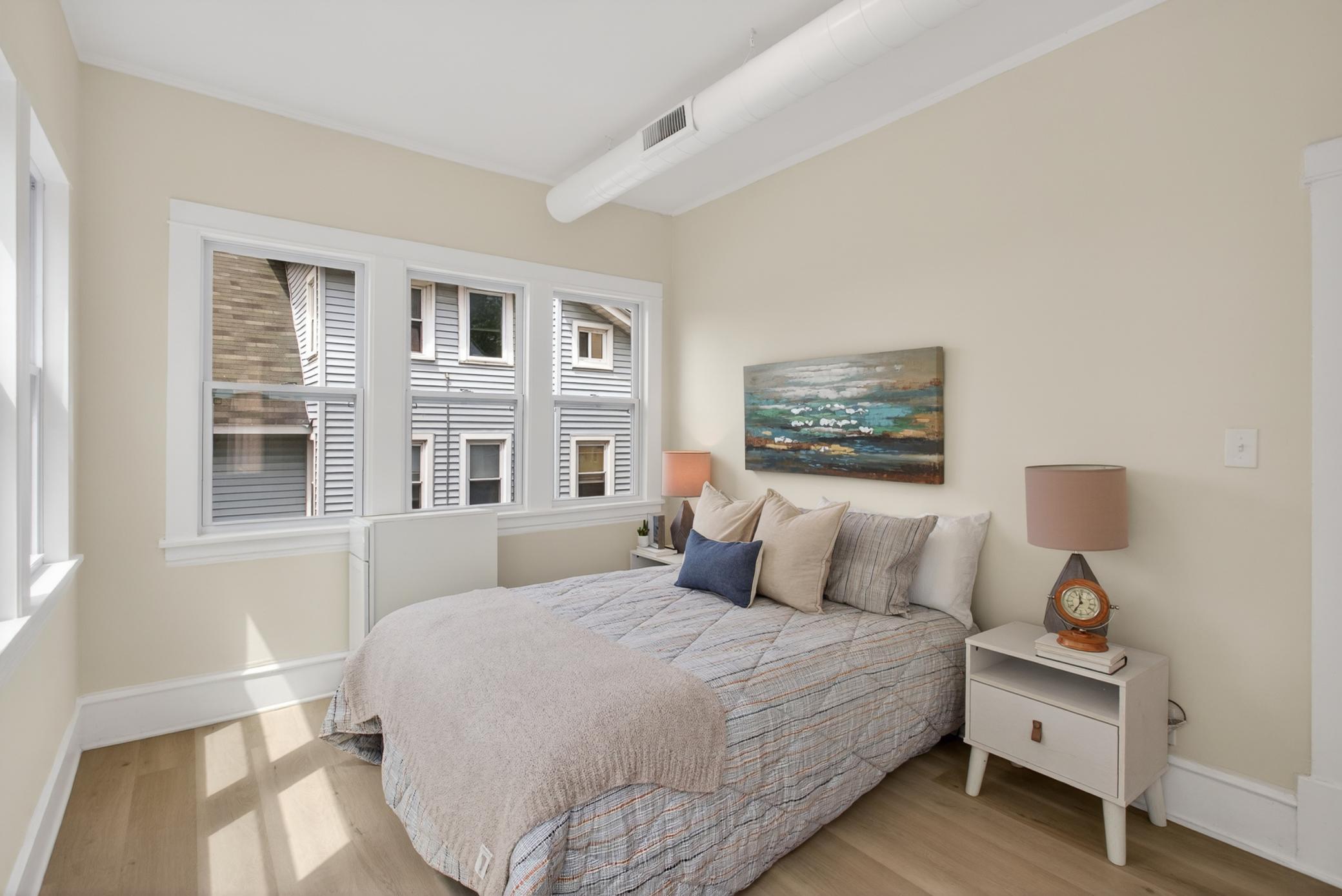 Upper Level Bedroom 1