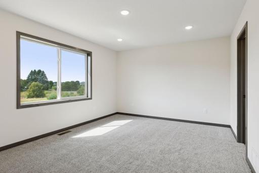 2840 219th Avenue NE, East Bethel, MN 55011