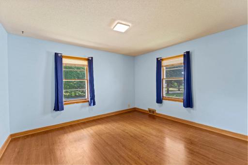 19-web-or-mls-1739 Hampshire Ave-78.jpg
