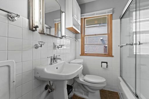 26-web-or-mls-1739 Hampshire Ave-88.jpg