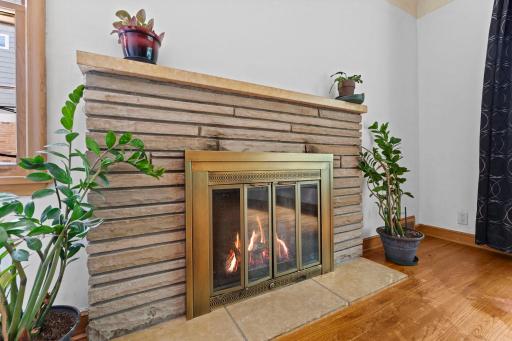 13-web-or-mls-1739 Hampshire Ave-73.jpg