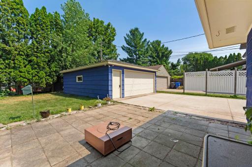 41-web-or-mls-1739 Hampshire Ave-38.jpg