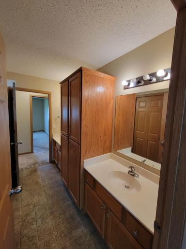 1059 Manor Court, Saint Cloud, MN 56303