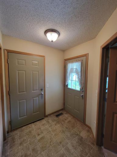 1059 Manor Court, Saint Cloud, MN 56303