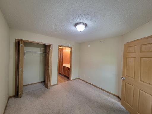 1059 Manor Court, Saint Cloud, MN 56303
