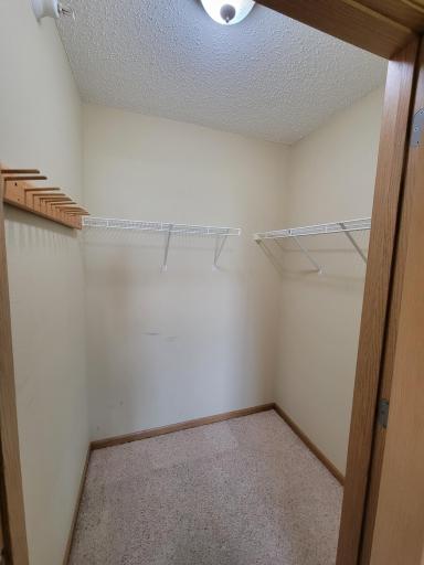 1059 Manor Court, Saint Cloud, MN 56303