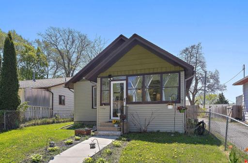 1108 45th Avenue NE, Columbia Heights, MN 55421