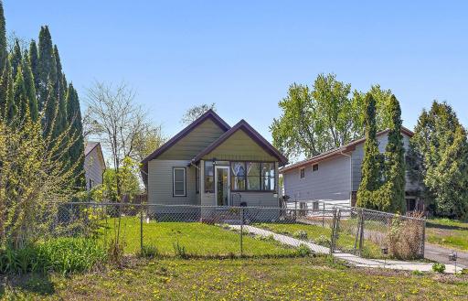 1108 45th Avenue NE, Columbia Heights, MN 55421