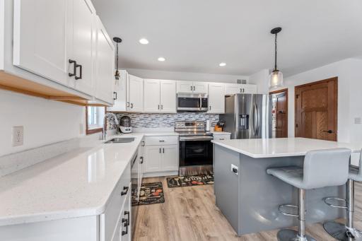 809 24th Avenue NW, Austin, MN 55912