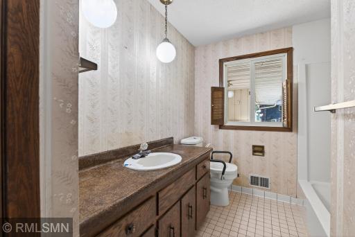 14915 Crow River Drive, Rogers, MN 55374