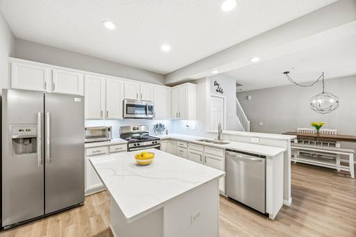 13730 54th Avenue N, 208, Minneapolis, MN 55446