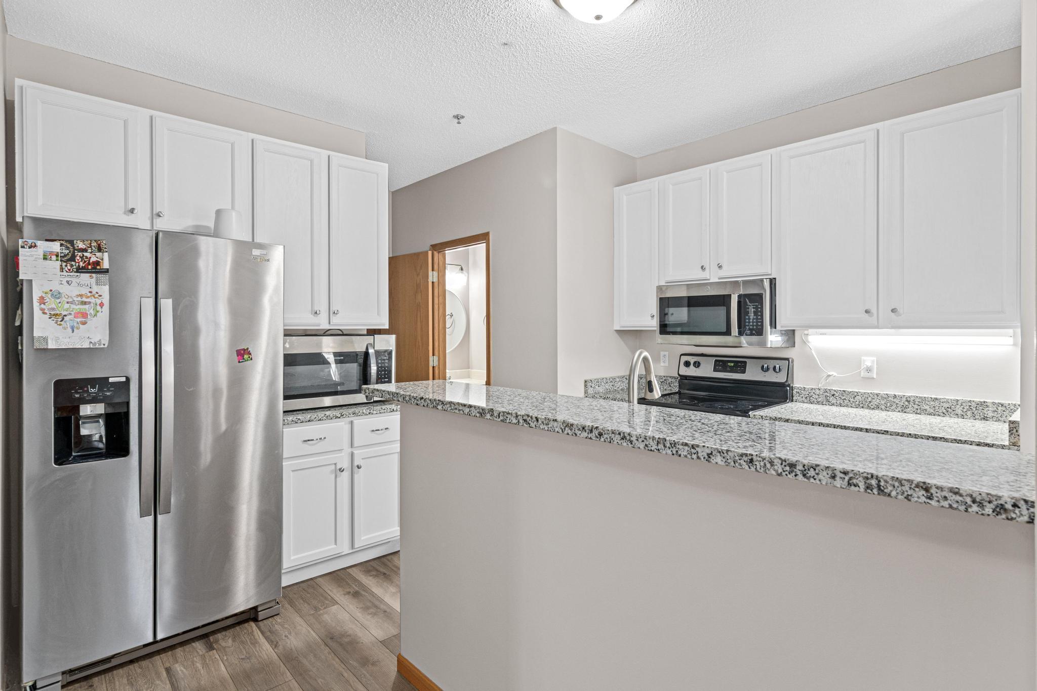 17980 Cobblestone Way-11.jpg