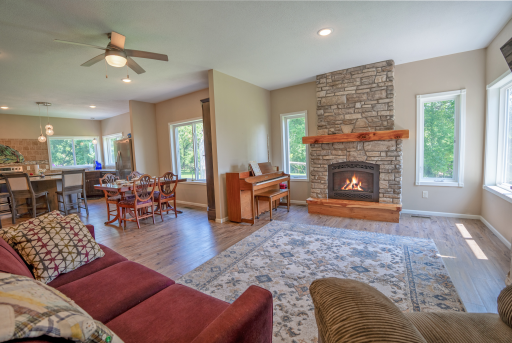 21033 125th Street NW, Sunburg, MN 56289