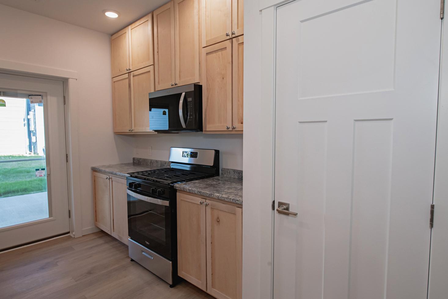 Kitchen (2).jpg