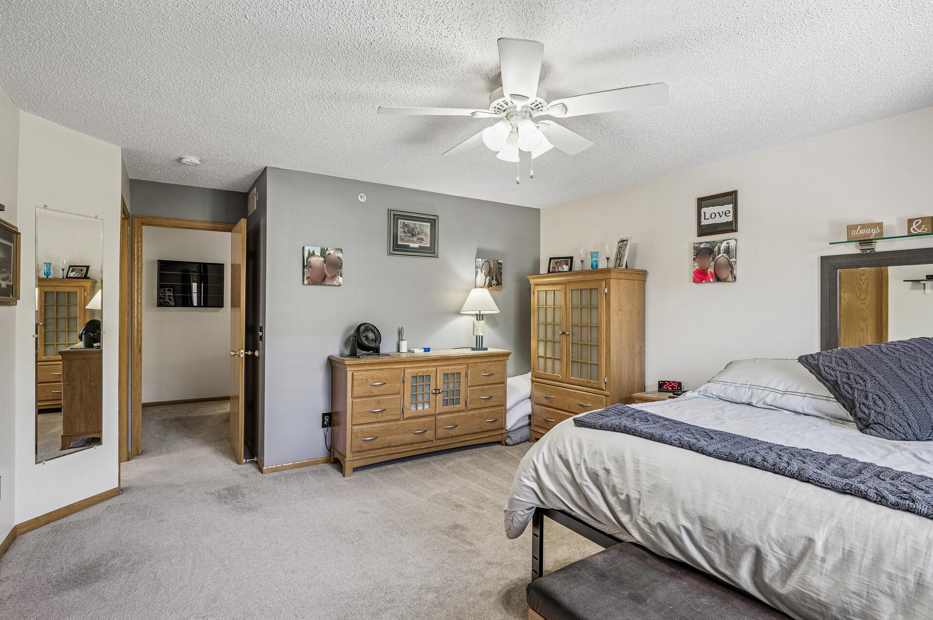 441 Pleasant Ln